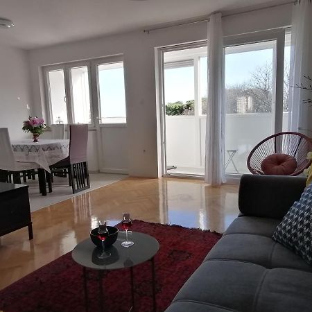 Ferienwohnung Sunny Spot Pula Exterior foto
